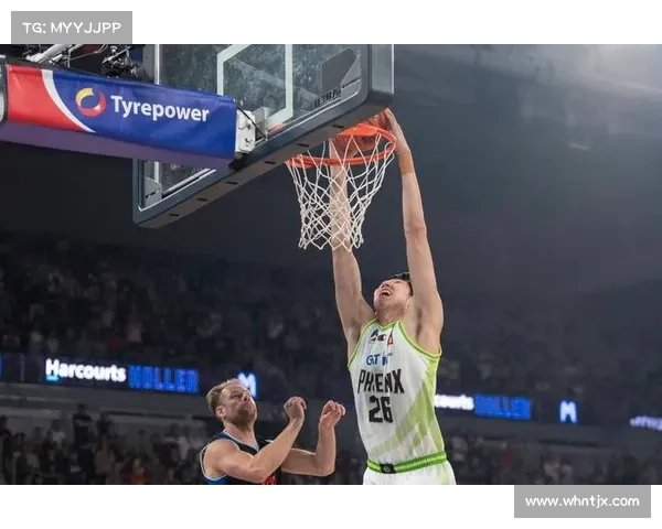 德拉维多瓦对决旧主科顿 汉密尔顿火力全开激战NBL第四轮